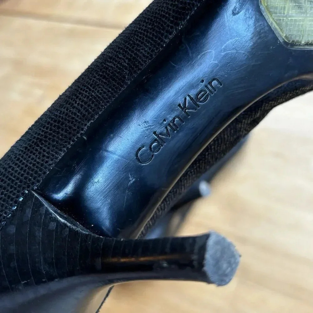 Calvin Klein Dolly Kidskin Classic Black Shiny Snake Pumps Size 9.5M Style E3706 - Picture 12 of 12